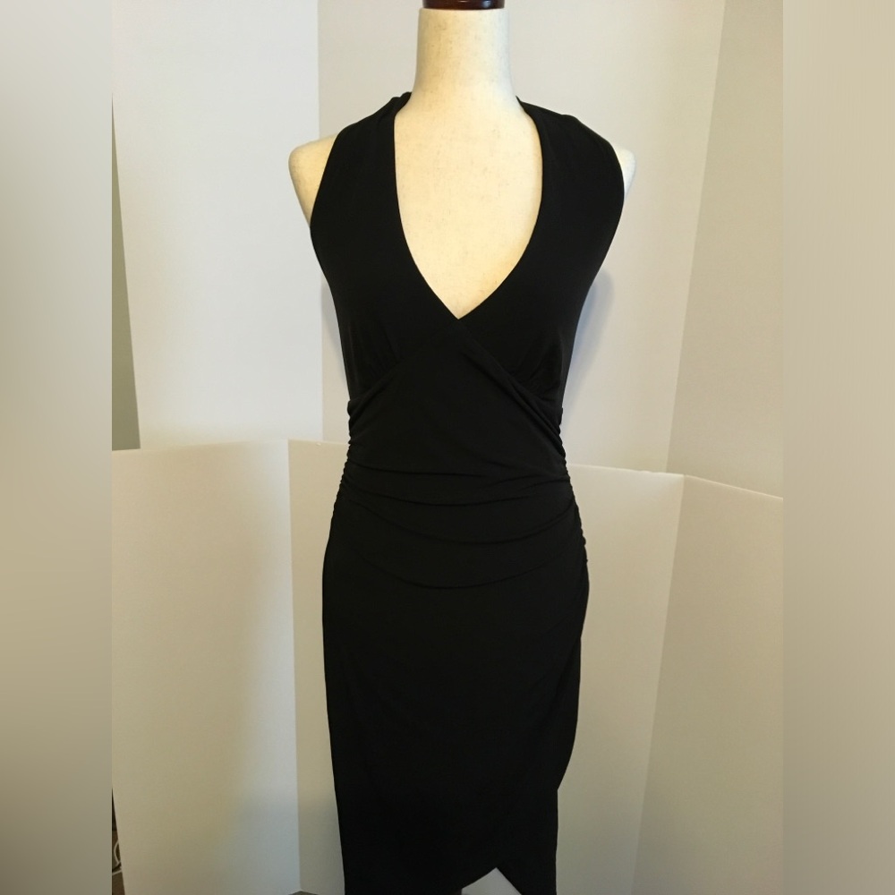 NWOT Venus Sleeveless Black V-Neck Halter Dress